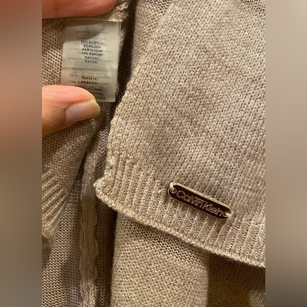 Calvin Klein Beige Knit Shawl/Wrap Poncho Sweater - One Size - Picture 8 of 13